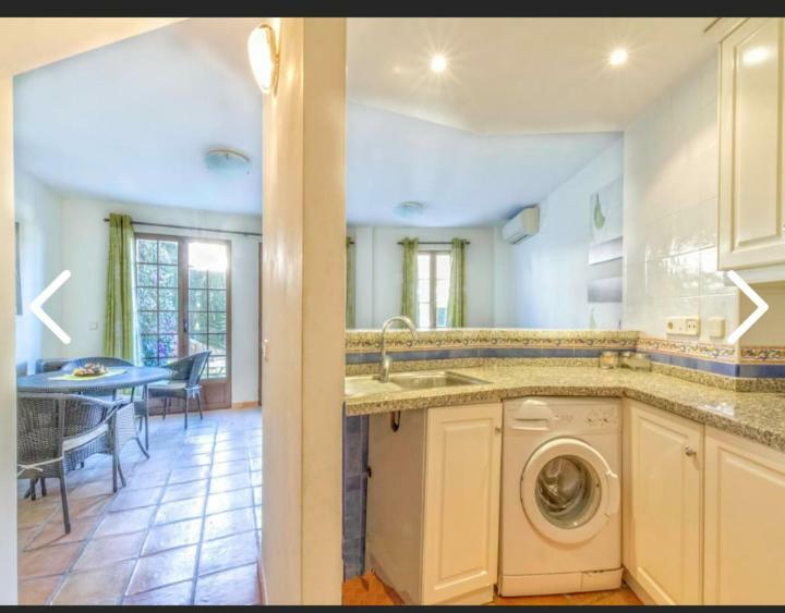 Benidorm Holiday Rental 칼라 데 피네스트라트 외부 사진